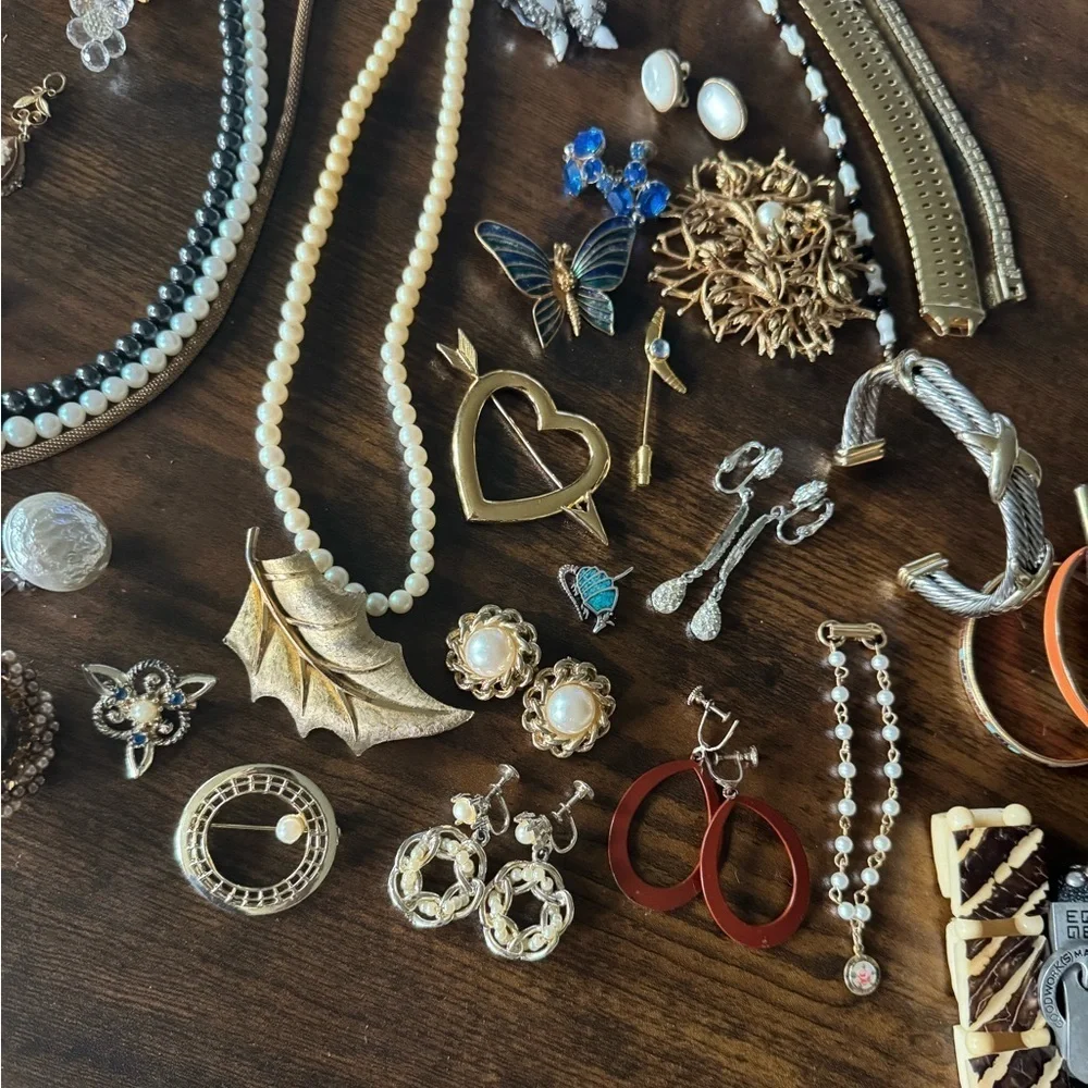 Vintage to Now Rhinestone Jewelry Lot Some Signed Swarovski Hobe Napier Monet - Picture 6 of 15